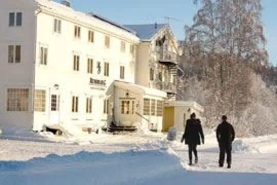 Historical walk at Rundhaug Gjestegård